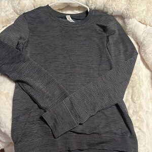 lululemon womens swiftly tech long sleeve relax fit size 4